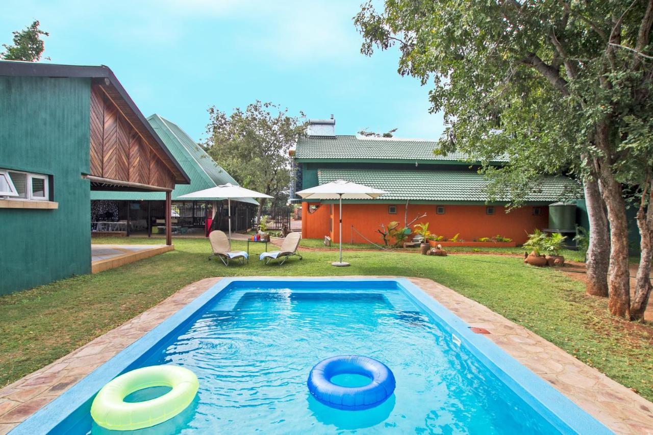 Flatdog Lodge Victoria Falls Exterior foto