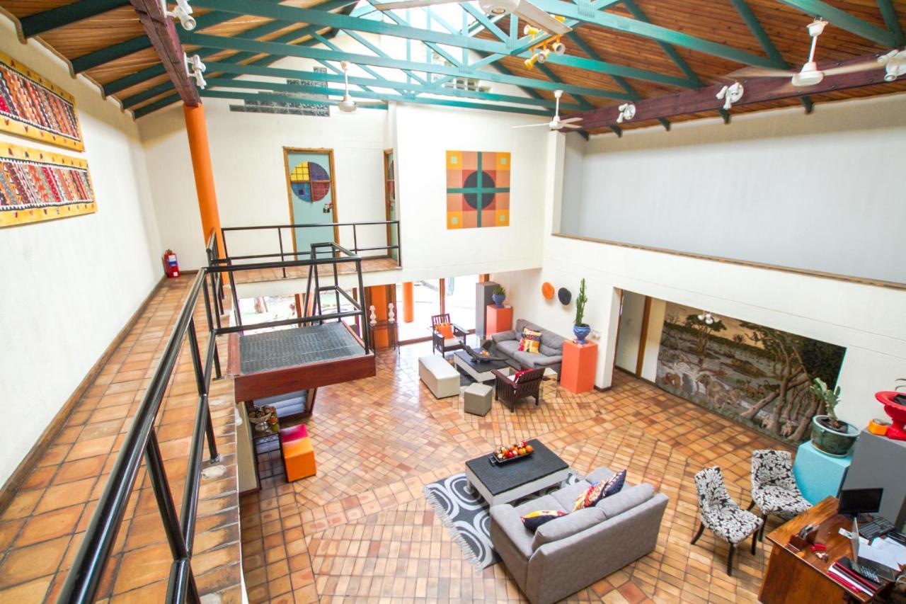 Flatdog Lodge Victoria Falls Exterior foto